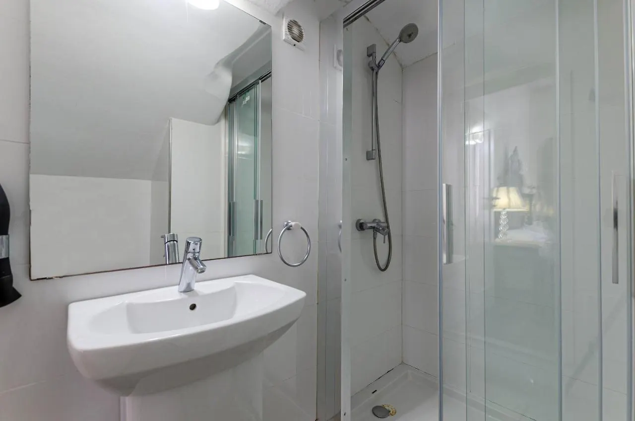 Yourhouse Can Bombarda For Groups Up To 10 Guests, Perfect For Cycling Llubi Holiday home
