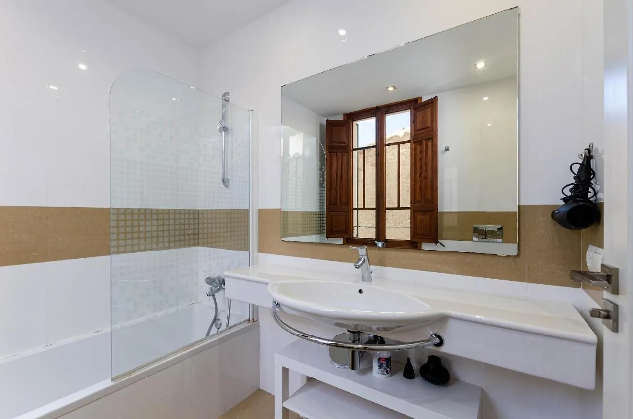 Yourhouse Can Bombarda For Groups Up To 10 Guests, Perfect For Cycling Llubi